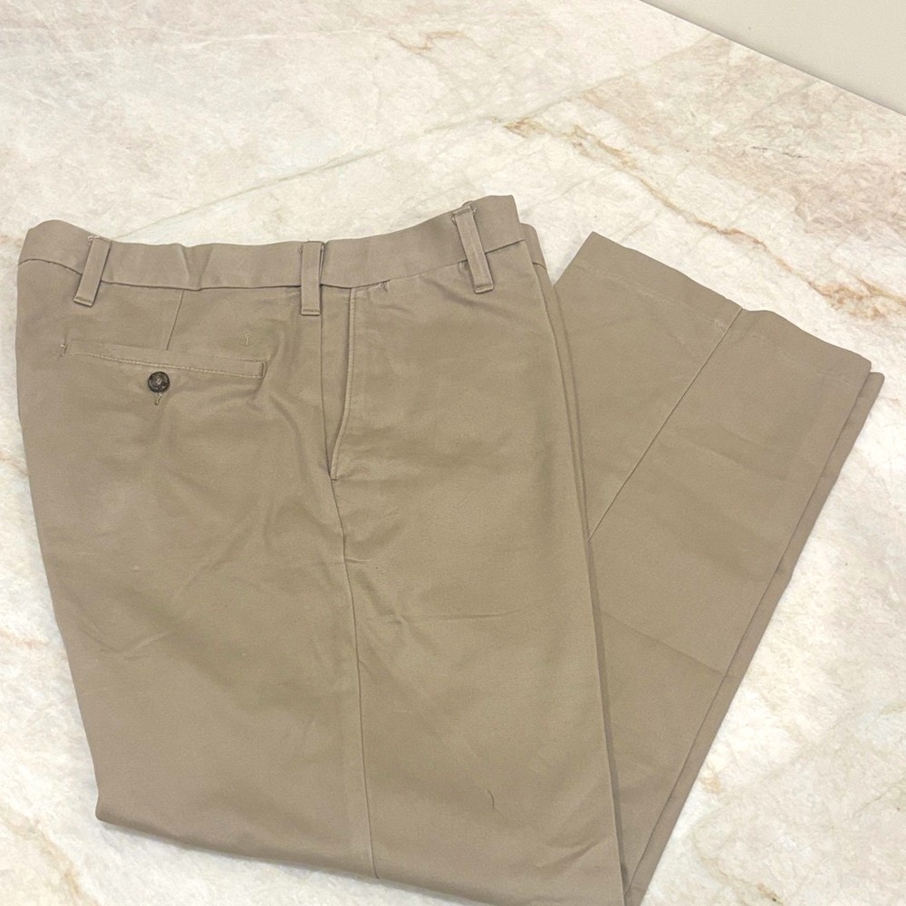 Dockers Men’s Classic Fit Beige Pants 34x29 | Cotton Blend Casual Work Style